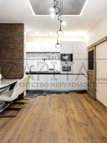 Василя Тютюнника вул. (Анрі Барбюса), 53