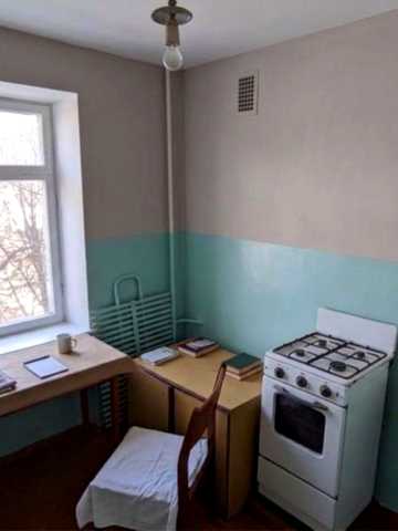 Генерала Безручка вул., 5