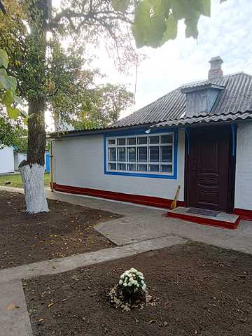 Вишнева, 29