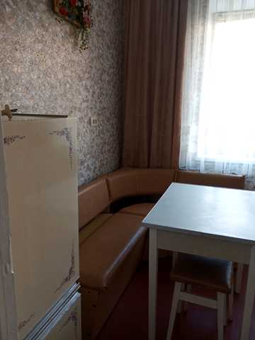 Тростянецька вул., 3