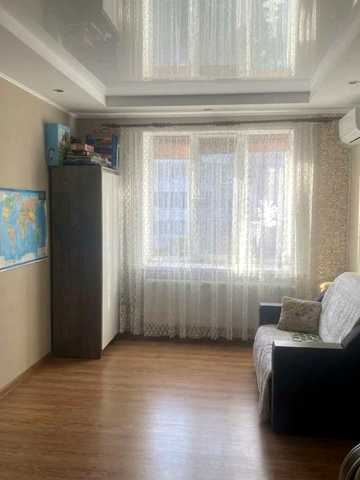 Бориса Гмирі вул., 16