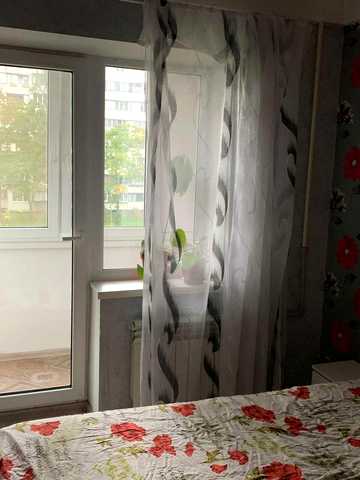 Йорданська вул. (Лайоша Гавро), 4