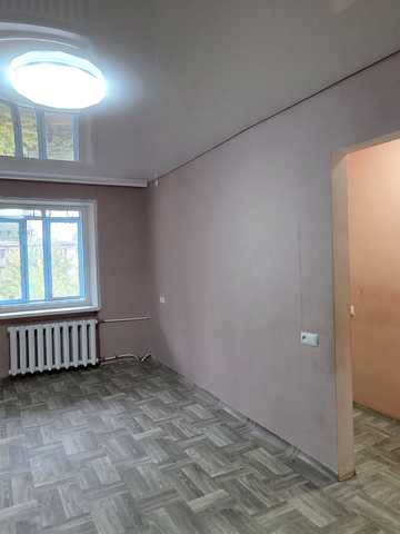 Степана Тільги вул. (Революційна), 37