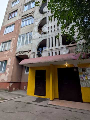Романа Шухевича вул., 26