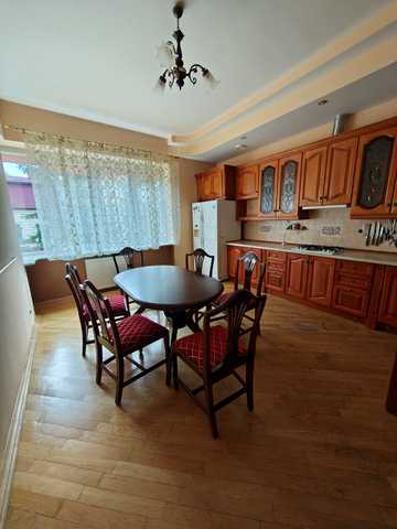 Михайла Драгоманова вул., 56