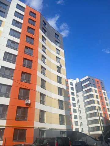 Тролейбусна вул., 5Б