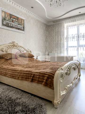 Героїв Миколаєва вул., (Будинок 2)
