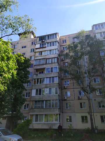 Тулузи вул., 16
