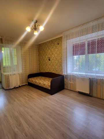 Бориса Гмирі вул., 10-Б