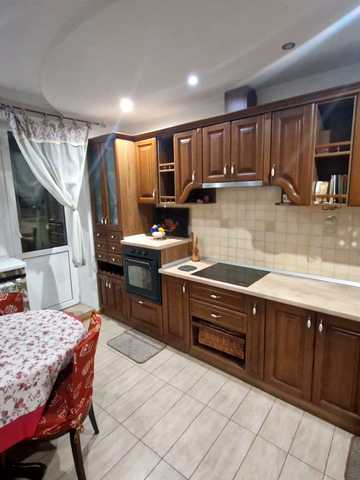 Бориспільська вул., 6