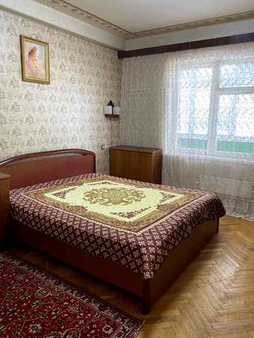 Березняківська вул., 20