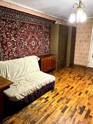 Новокримська вул., 5
