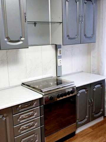 Юлії Здановської вул. (Ломоносова), 85