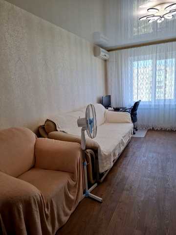 Михайла Лушпи просп. (Космонавтів), 29