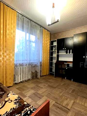 Зеленого Клину вул. (Уссурійська), 6