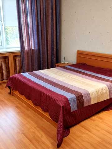 Героїв просп., 45