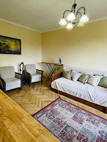 Зої Гайдай вул., 3