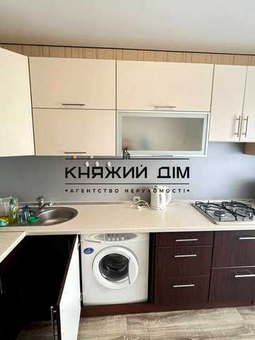Милославська вул., 17-А