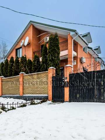 Яготинська вул.