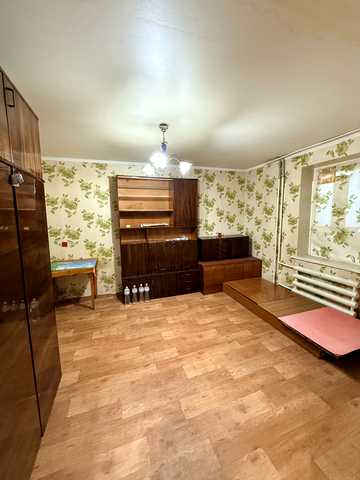 Михайла Лушпи просп. (Космонавтів), 44