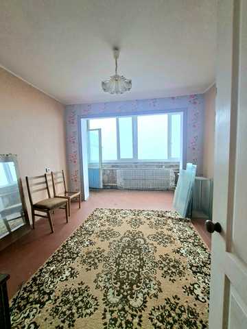 Стародніпровська вул. (Воронезька), 1