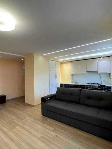 Січових Стрільців вул. (Артема), 90-Б