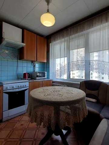 Автозаводська вул., 41