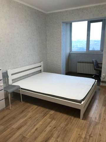 Жмеринська вул., 36