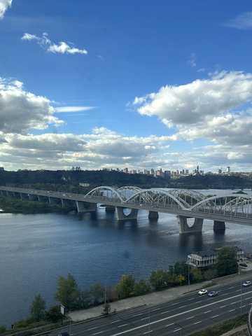Дніпровська набережна вул., (Будинок 9)