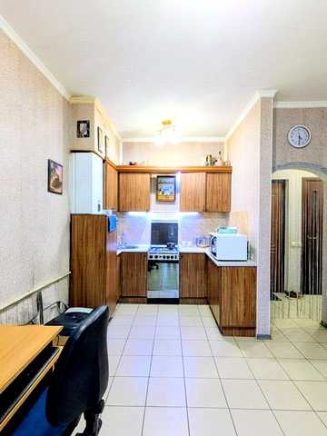 Грушевського вул., 5