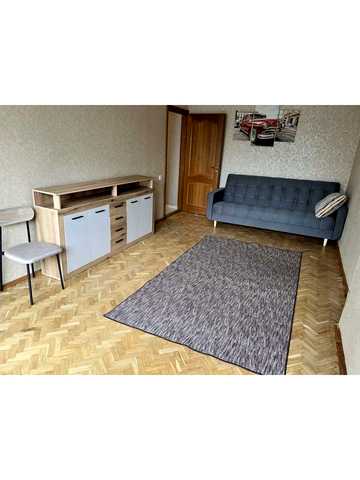 Русанівський бульв., 5