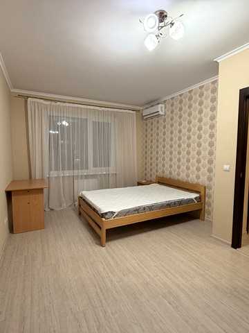 Бориса Гмирі вул., 16