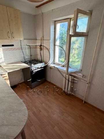 Леся Курбаса просп., 18-Г