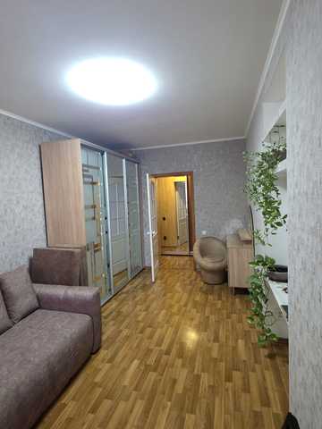 Запасна вул., 1