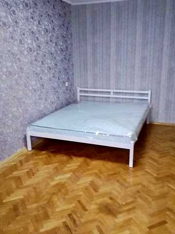 Гусовського вул., 2