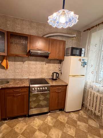 Юрія Липи вул., 37