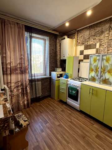 Будівельників бульв., 51