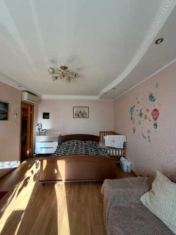 Леся Курбаса просп., 5-А
