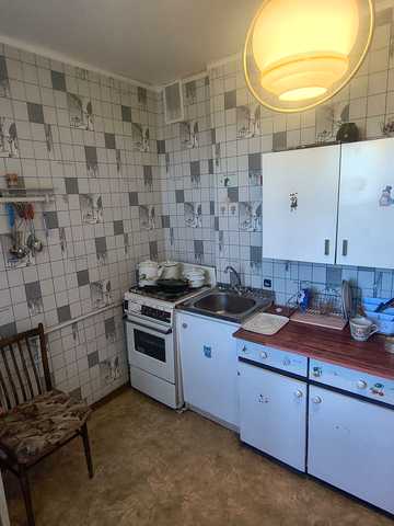 Литовський просп. (Мінський), 12