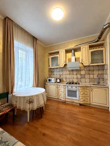 Костя Левицького вул. (), 3