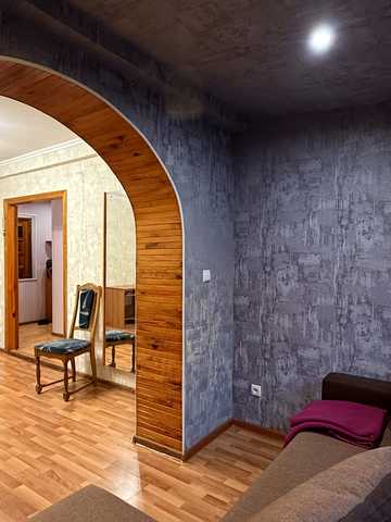Академіка Шалімова вул. (Героїв Севастополя), 17-Б