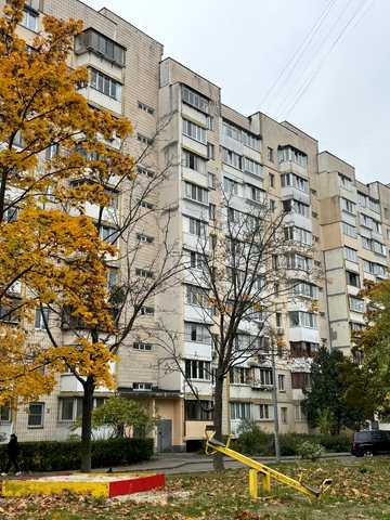 Прилужна вул., 10