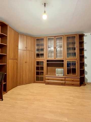 Маковея вул., 35