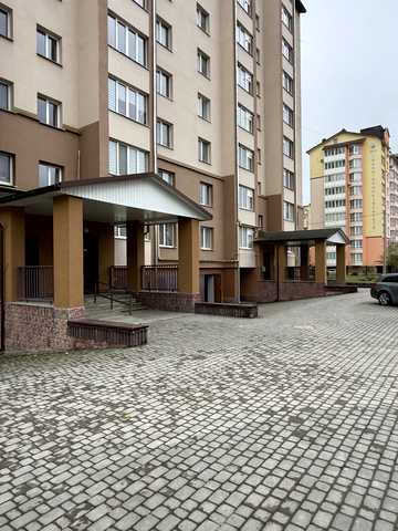 Романа Вірастюка вул., 7