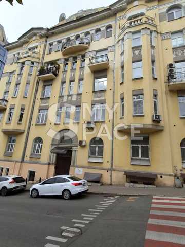 Круглоуніверситетська вул., 7