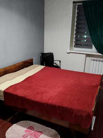Олександра Поля просп. (Кірова), 129-Б