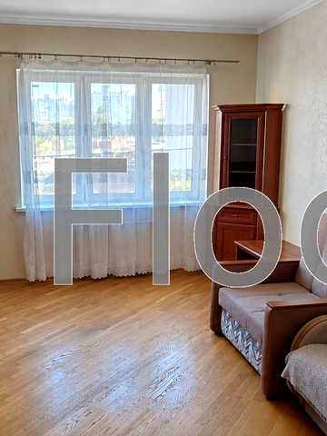 Градинська вул., 1