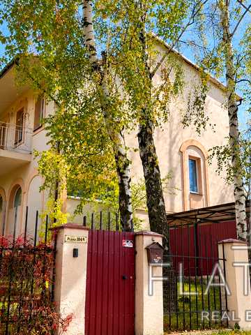 Рідна, 104А