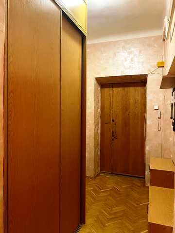 Велика Васильківська вул. (Червоноармійська), 24