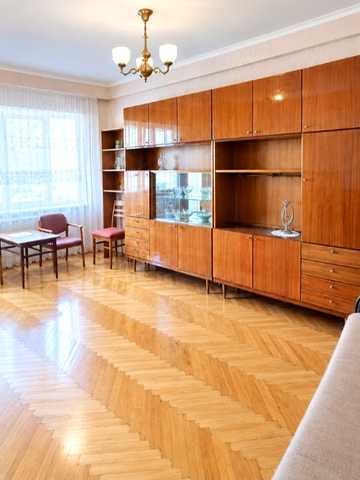 Йорданська вул. (Лайоша Гавро), 24
